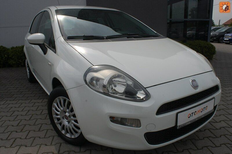 Używany Fiat Grande Punto 75 KM (55 kW) 2014 Biały Hatchback