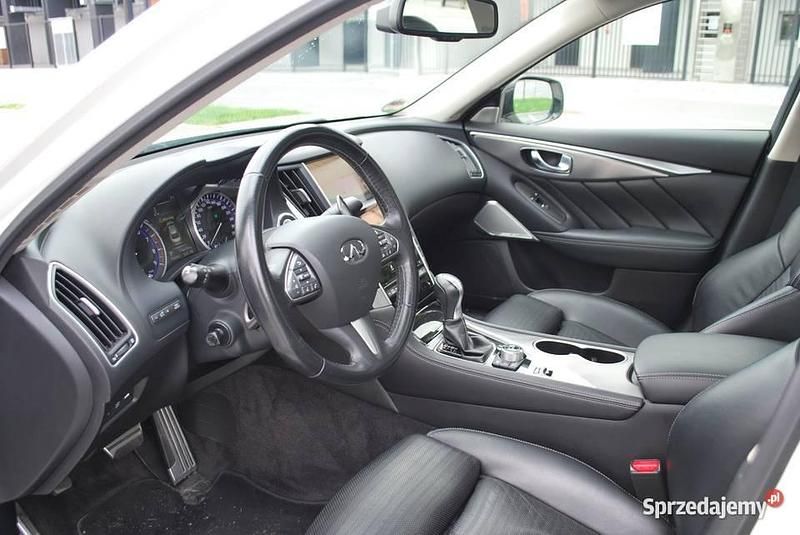 Używany Infiniti Q50 2017 Sedan/Limuzyna