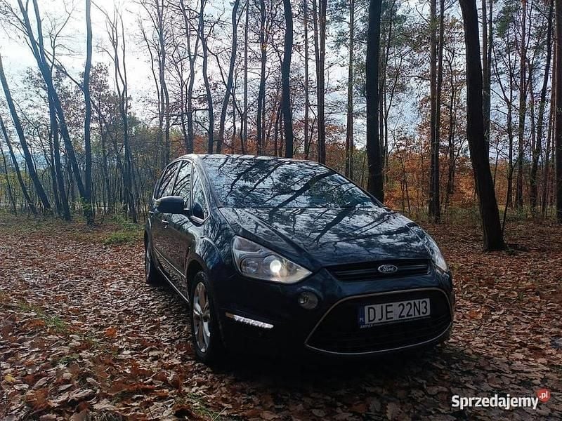 Używany Ford S-MAX Titanium 2011 Fioletowy Minivan