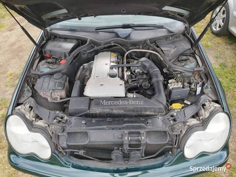 Zielony Używany 2001 Mercedes C180 Sedan/Limuzyna | 13 800 zł (Dość drogi) - Obraz 1/4