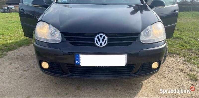 Czarny Używany 2008 VW Golf V Hatchback | 14 000 zł (Uczciwa cena) - Obraz 1/4
