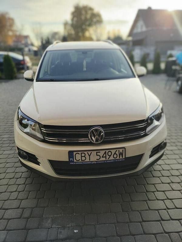 Biały Używany 2013 VW Tiguan SUV | 41 000 zł (Uczciwa cena) - Obraz 1/4