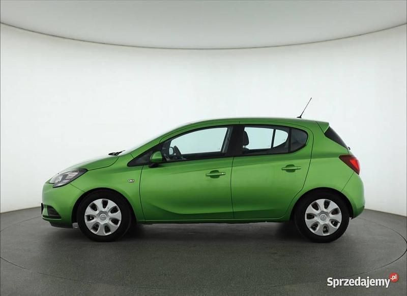 Używany Opel Corsa 2015 Zielony Hatchback