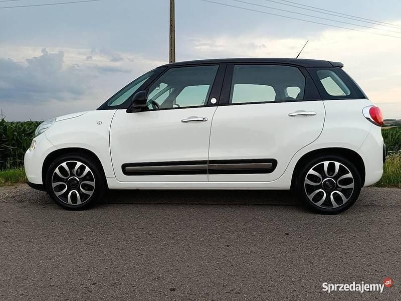 Srebrny Używany 2014 Fiat 500L Minivan | 36 900 zł (Dość drogi) - Obraz 1/4