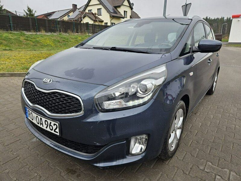 Szary (metalik) Używany 2013 Kia Carens Minivan | 32 700 zł (Uczciwa cena) - Obraz 1/4