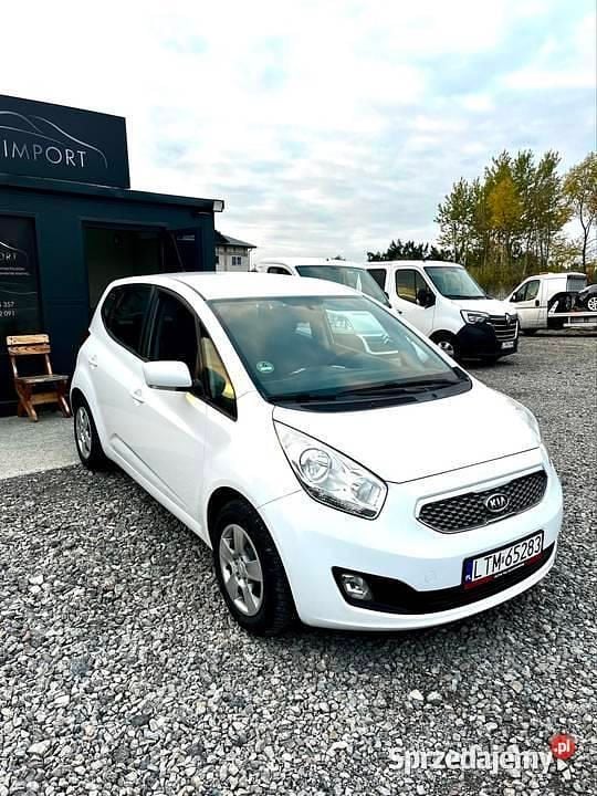 Używany Kia Venga 90 KM (66 kW) 2011 Biały Hatchback