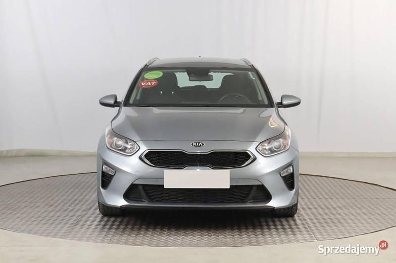 Srebrny Używany 2021 Kia Ceed Kombi | 55 999 zł (Uczciwa cena) - Obraz 1/4