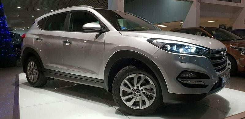 Srebrny (metalik) Używany 2018 Hyundai Tucson Style SUV | 98 900 zł (Drogi) - Obraz 1/1
