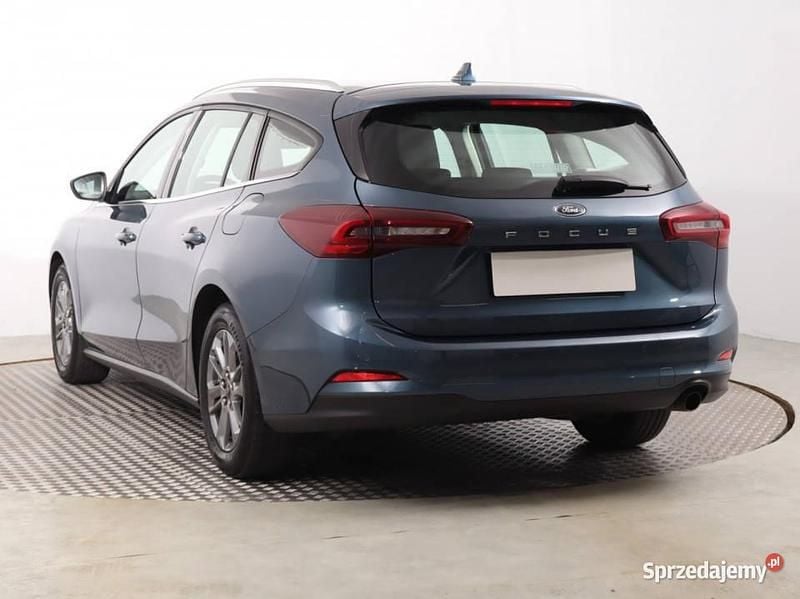 Używany Ford Focus 2022 Niebieski Kombi