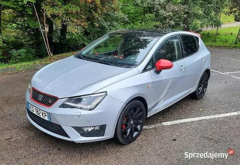 Srebrny Używany 2016 Seat Ibiza FR Sport Hatchback | 30 900 zł (Uczciwa cena) - Obraz 1/4