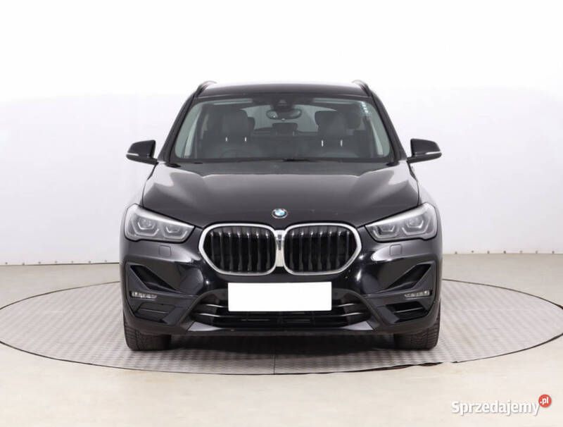 Czarny Używany 2021 BMW X1 SUV | 111 999 zł (Drogi) - Obraz 1/4