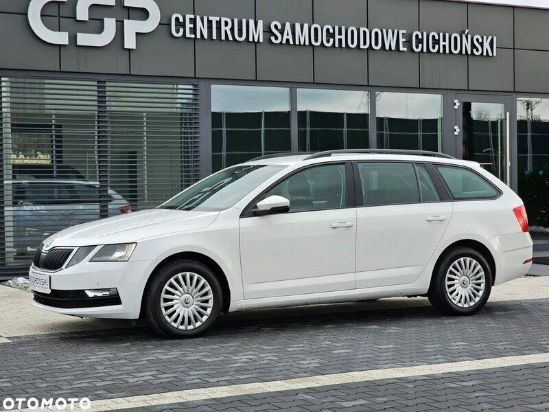 Biały Używany 2019 Skoda Octavia Sedan/Limuzyna | 39 500 zł (Super Cena) - Obraz 1/4