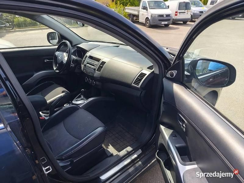 Używany Mitsubishi Outlander 2011 Czarny SUV