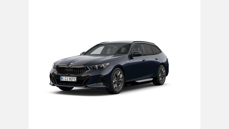 Czarny carbon m metalizowany Używany 2024 BMW 530e Comfort Edition Kombi | 299 900 zł (Uczciwa cena) - Obraz 1/3