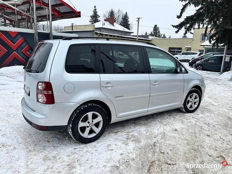 Używany VW Touran 140 KM (102 kW) 2008 Srebrny Minivan