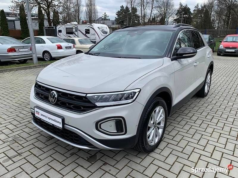 Używany 2022 VW T-Roc Life SUV | 99 500 zł (Uczciwa cena) - Obraz 1/4