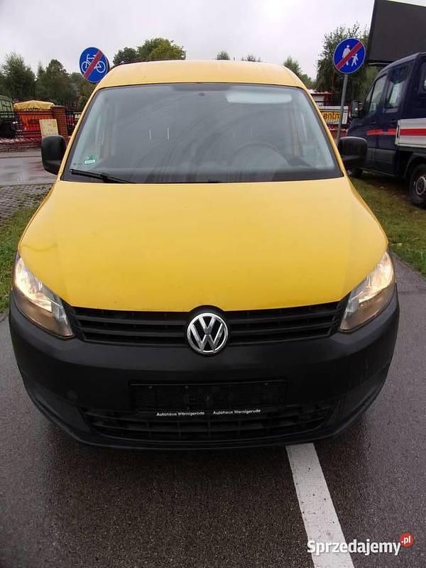 Używany VW Caddy 102 KM (75 kW) 2012 Złoty Minivan