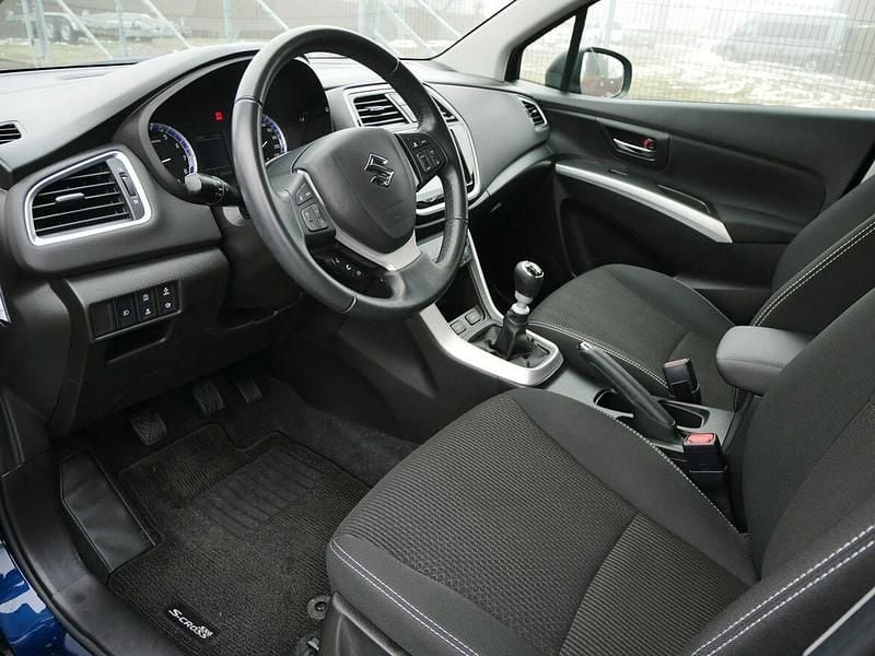 Używany Suzuki SX4 S-Cross 129 KM (94 kW) 2021 Granatowy SUV