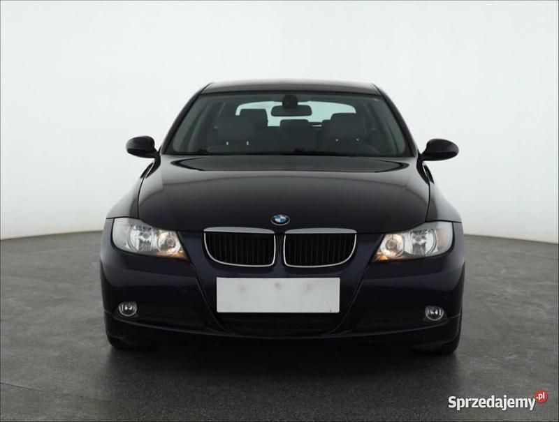 Niebieski Używany 2007 BMW 318 Kombi | 22 999 zł (Dość drogi) - Obraz 1/4