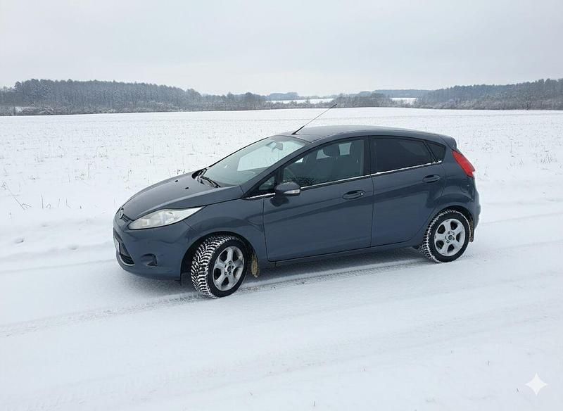 Używany Ford Fiesta 2011 Inny kolor Hatchback