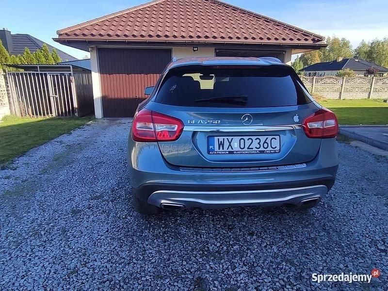 Używany 2015 Mercedes GLA250 SUV | 65 000 zł - Obraz 1/3