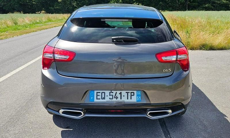 Używany DS Automobiles DS5 180 KM (132 kW) 2017 Szary Hatchback