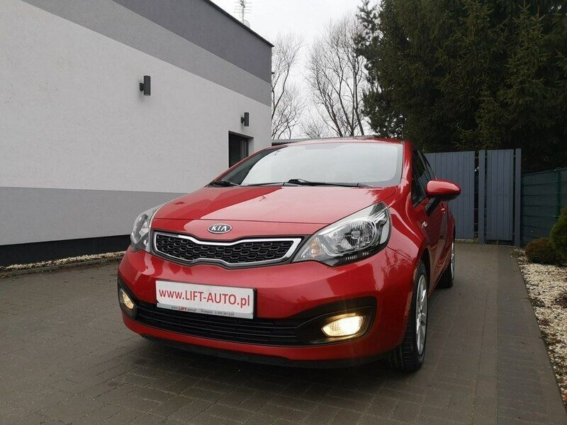 Bordowy Używany 2012 Kia Rio 2 Sedan/Limuzyna | 29 900 zł (Uczciwa cena) - Obraz 1/4