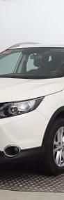 Używany Nissan Qashqai 116 KM (85 kW) 2016 Biały SUV