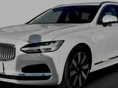 Używany Volvo V90 253 KM (186 kW) 2025 Biały Kombi