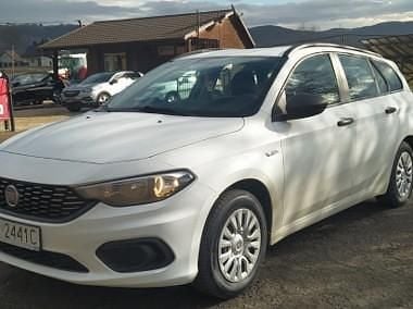 Inny kolor Używany 2018 Fiat Tipo Kombi | 23 700 zł - Obraz 1/4