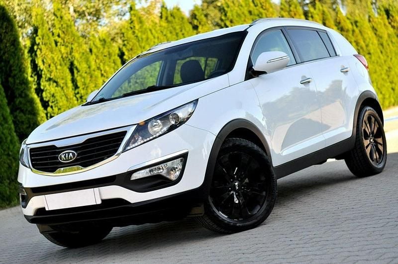 Biały (metalik) Używany 2011 Kia Sportage 2 SUV | 33 900 zł (Uczciwa cena) - Obraz 1/4