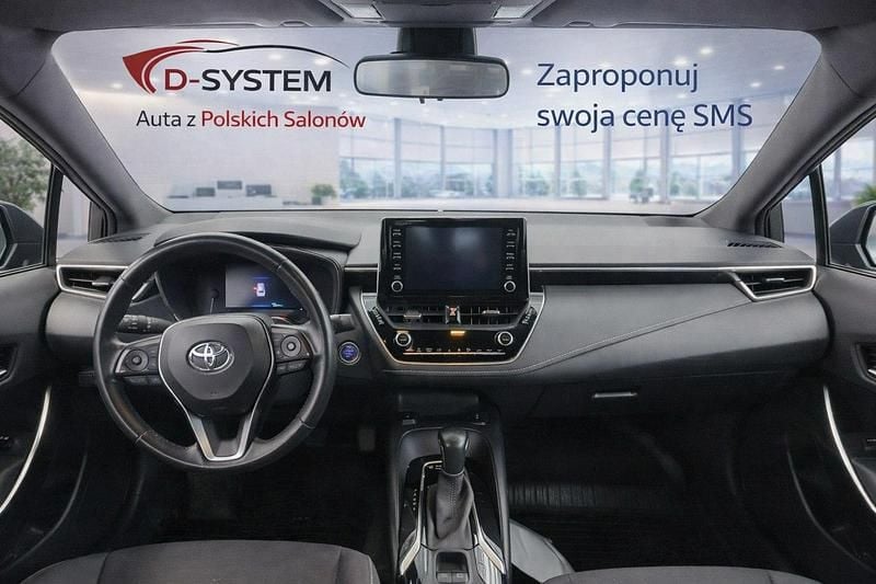 Używany Toyota Corolla 122 KM (89 kW) 2021 Biały Kombi
