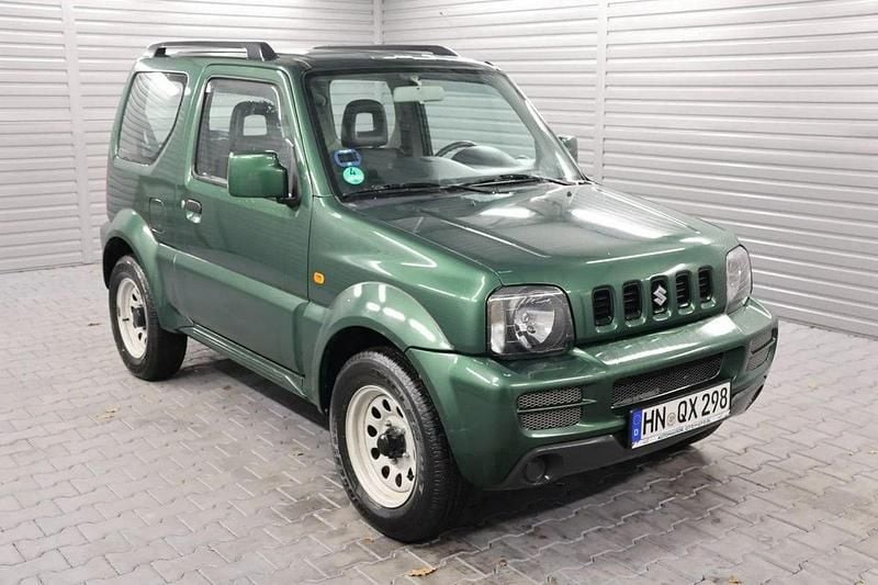 Używany Suzuki Jimny 86 KM (63 kW) 2009 Zielony (metalik) SUV