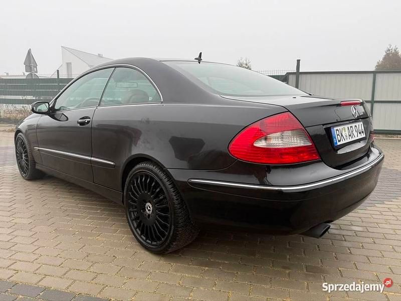 Używany Mercedes CLK200 Avantgarde 2008 Czarny Coupe