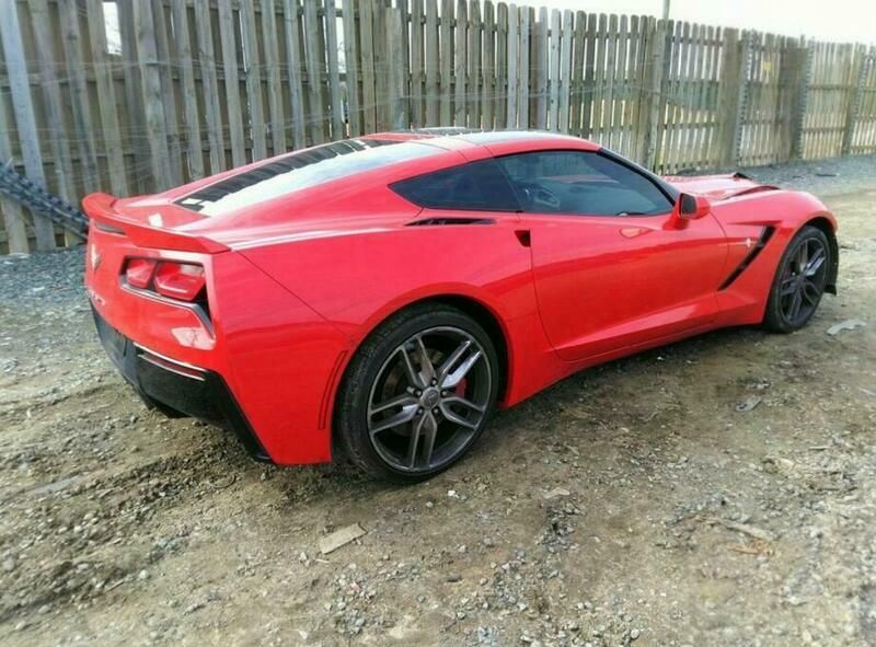 Używany Chevrolet Corvette Stingray 2014 Czerwony Coupe