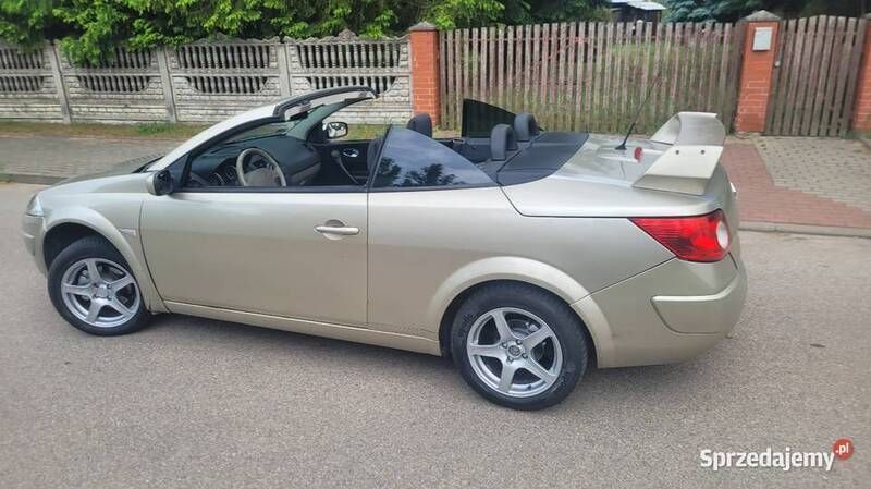 Beżowy Używany 2003 Renault Mégane II Kabriolet | 4900 zł (Dobra cena) - Obraz 1/4