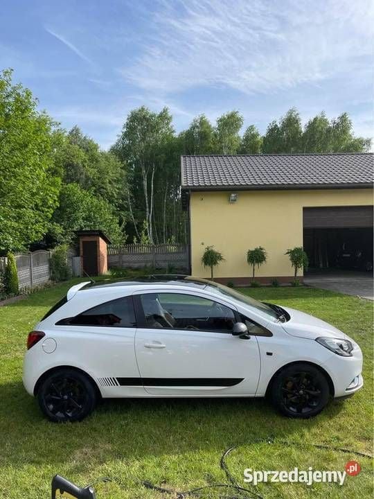 Używany Opel Corsa 90 KM (66 kW) 2015 Biały Hatchback