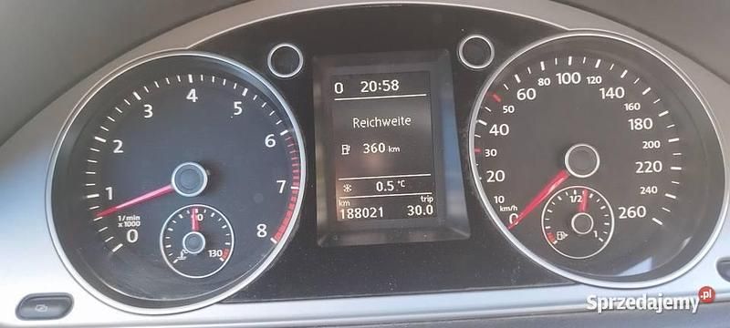 Używany VW Passat 122 KM (89 kW) 2011 Granatowy Kombi