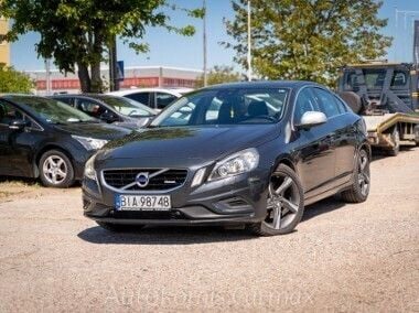 Szary Używany 2021 Volvo S60 R-Design Sedan/Limuzyna | 44 900 zł - Obraz 1/4