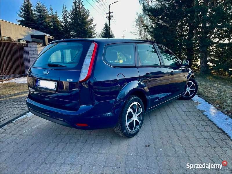 Używany Ford Focus 2008 Granatowy Kombi