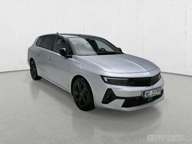 Srebrny Używany 2024 Opel Astra Kombi | 77 736 zł - Obraz 1/4