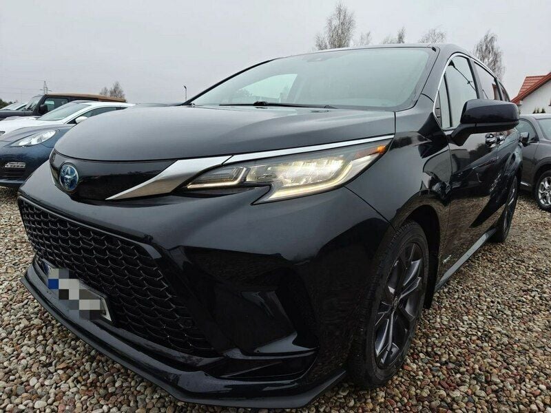 Czarny (metalik) Używany 2021 Toyota Sienna Minivan | 185 000 zł - Obraz 1/4