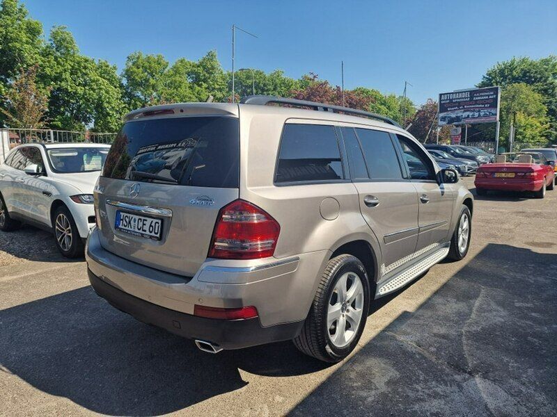 Używany Mercedes GL450 340 KM (250 kW) 2007 Złoty SUV