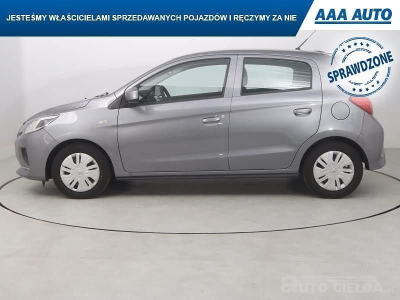 Używany Mitsubishi Space Star 71 KM (52 kW) 2022 Srebrny Hatchback