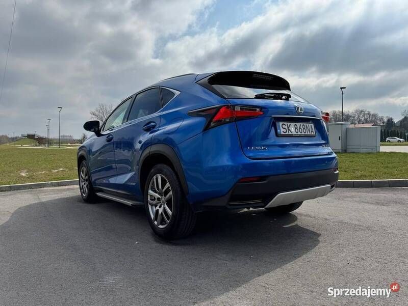 Niebieski Używany 2017 Lexus NX300h SUV | 115 000 zł - Obraz 1/4