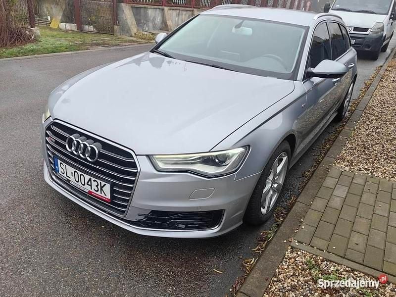Używany Audi A6 2015 Srebrny Kombi