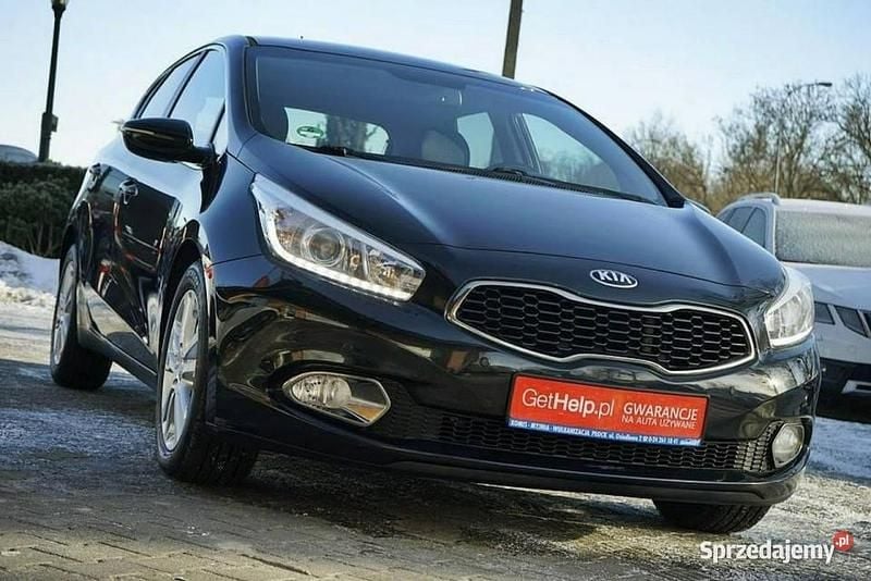 Używany Kia Ceed 110 KM (80 kW) 2014 Czarny Hatchback