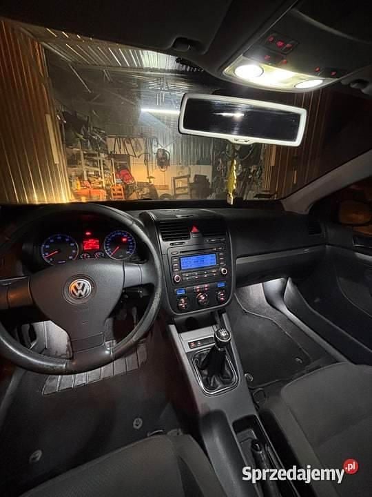 Używany VW Golf V 2004 Czarny Hatchback