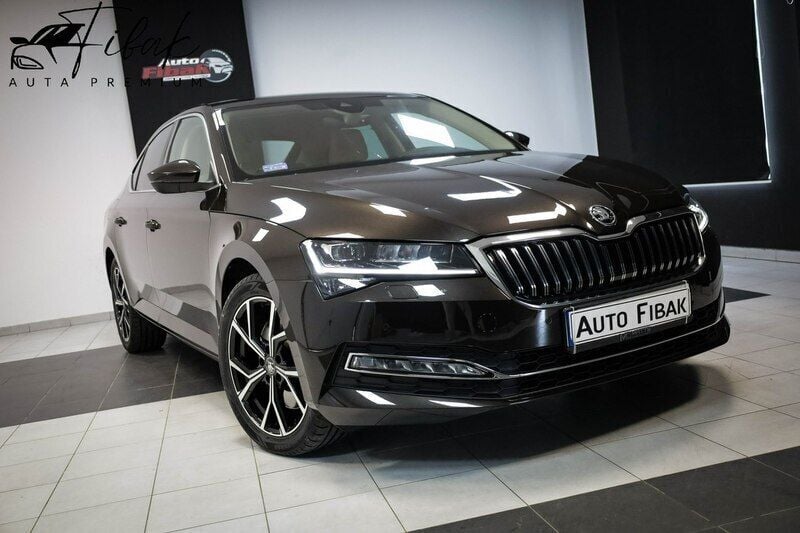 Brązowy Używany 2021 Skoda Superb Style Sedan/Limuzyna | 129 900 zł - Obraz 1/4