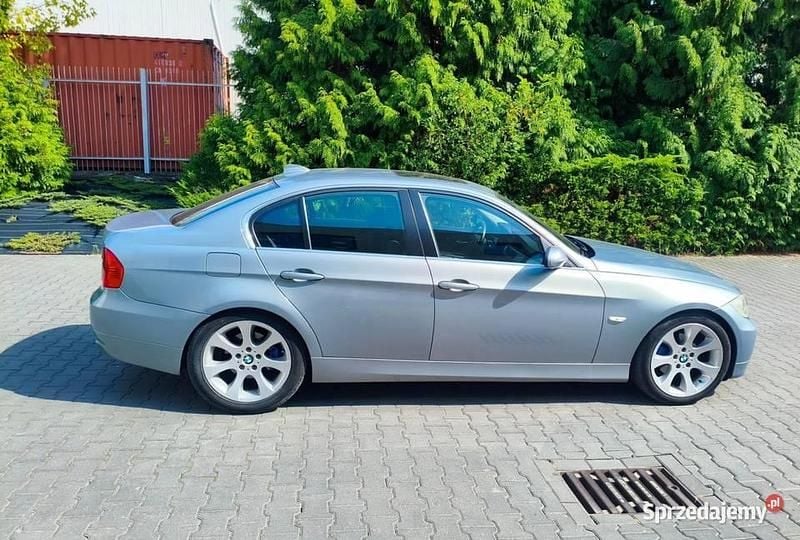Używany 2005 BMW 325 | 17 000 zł (Uczciwa cena) - Obraz 1/4